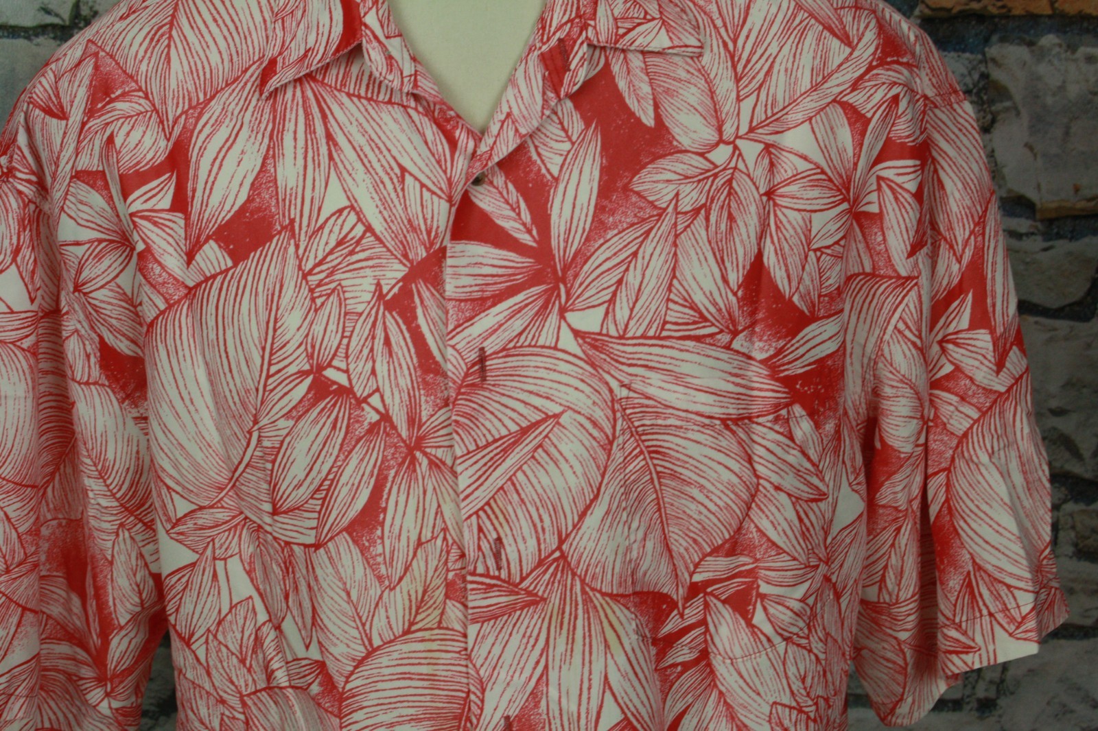 BAMBOO CAY Resort Men’s Hawaiian Camp Shirt Modal Poly Red White Floral 2XL