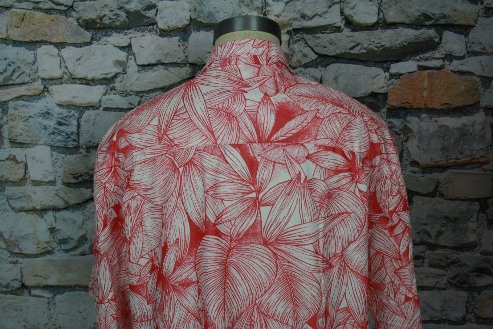 BAMBOO CAY Resort Men’s Hawaiian Camp Shirt Modal Poly Red White Floral 2XL