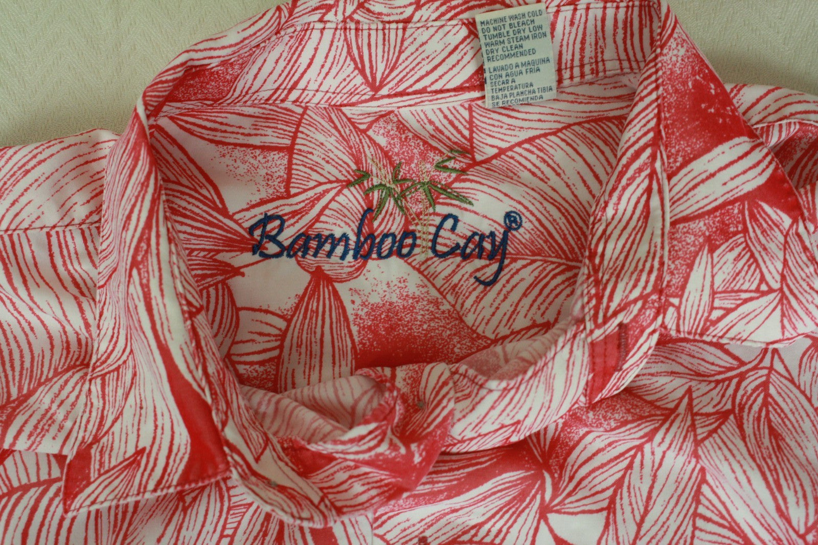 BAMBOO CAY Resort Men’s Hawaiian Camp Shirt Modal Poly Red White Floral 2XL