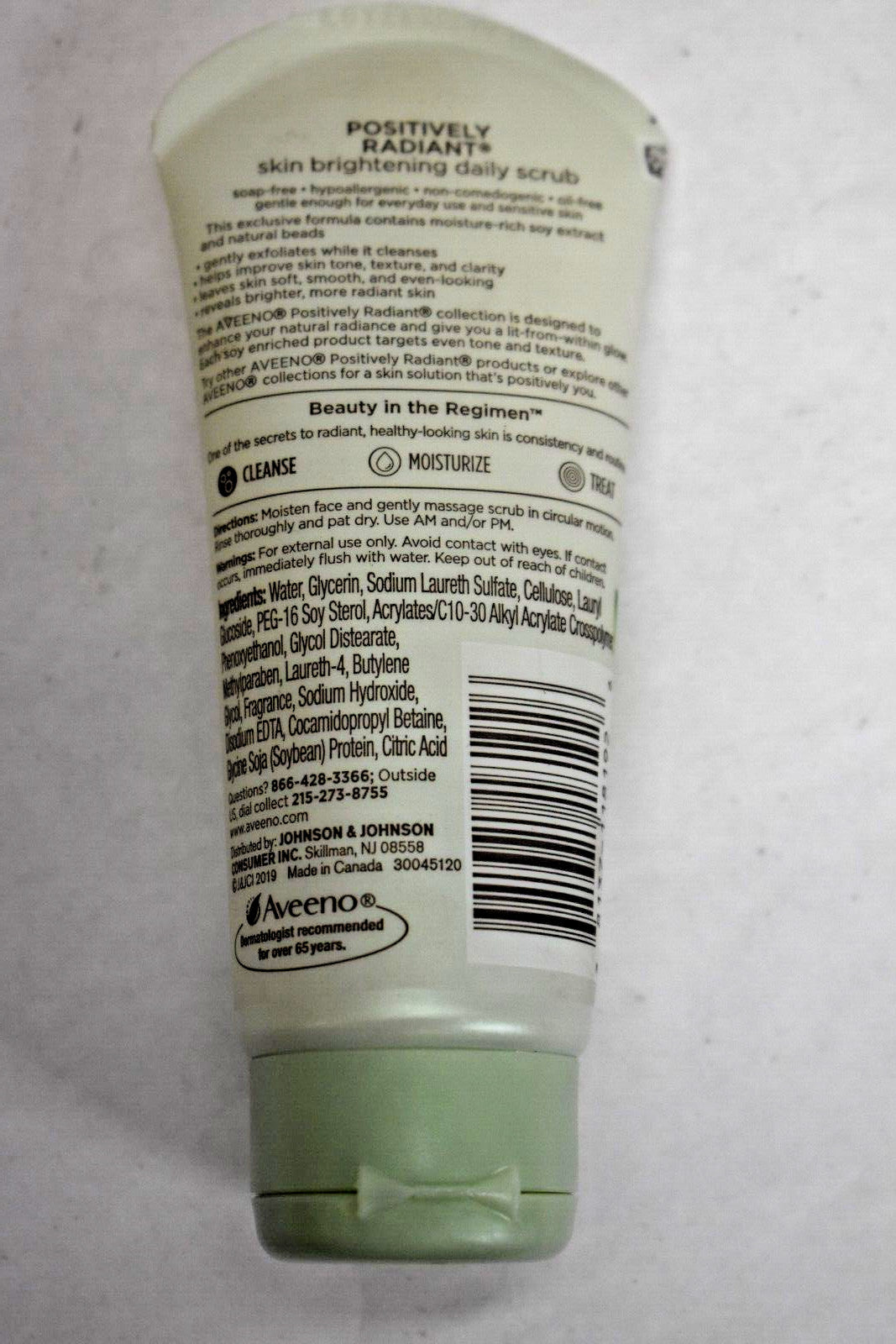 Aveeno Positively Radiant Skin Brightening Daily Scrub 2 oz each Lot of 4 New