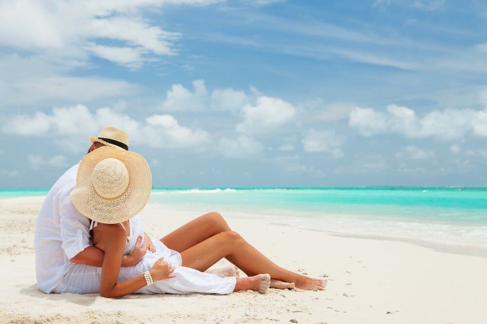 Massage & body Oil Scent Rejuvenates Relaxing Sensual Lotions Hydrates Skin